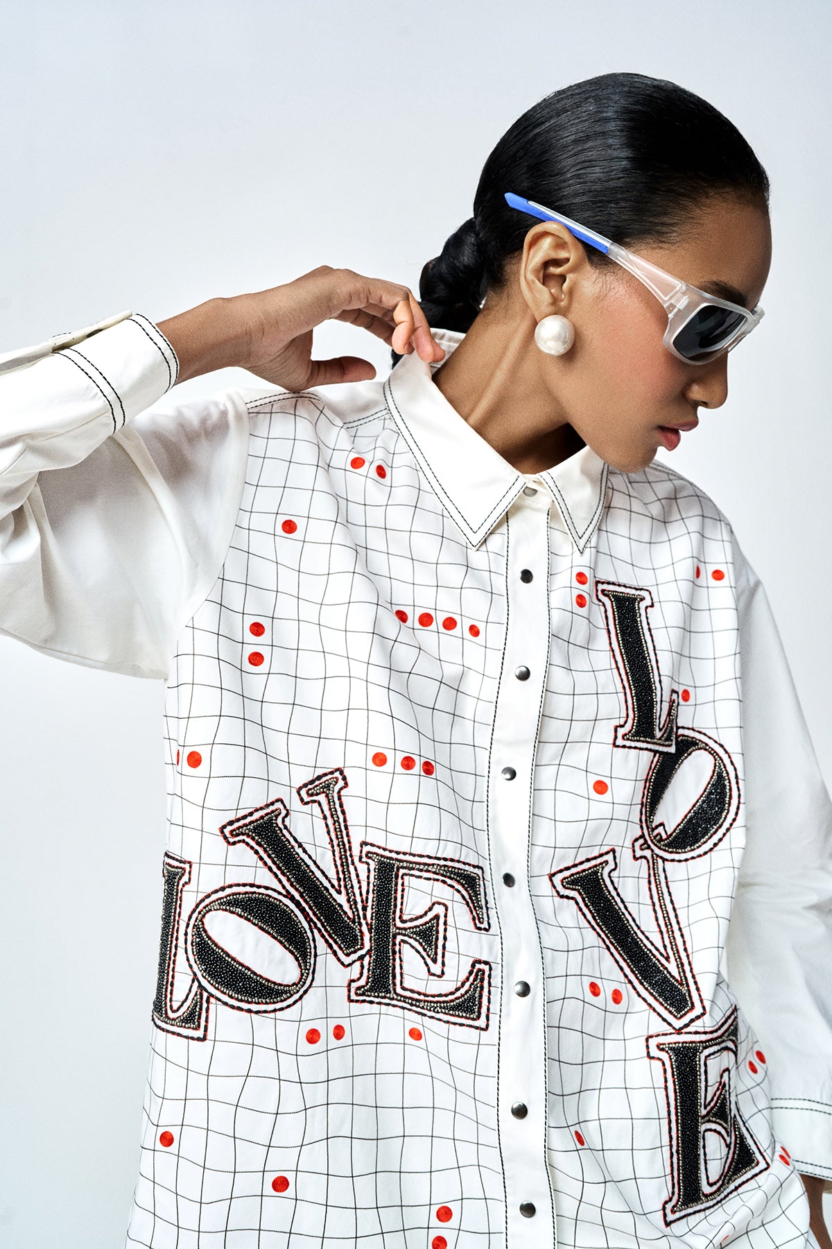 LOVE CHECKS BAGGY SHIRT