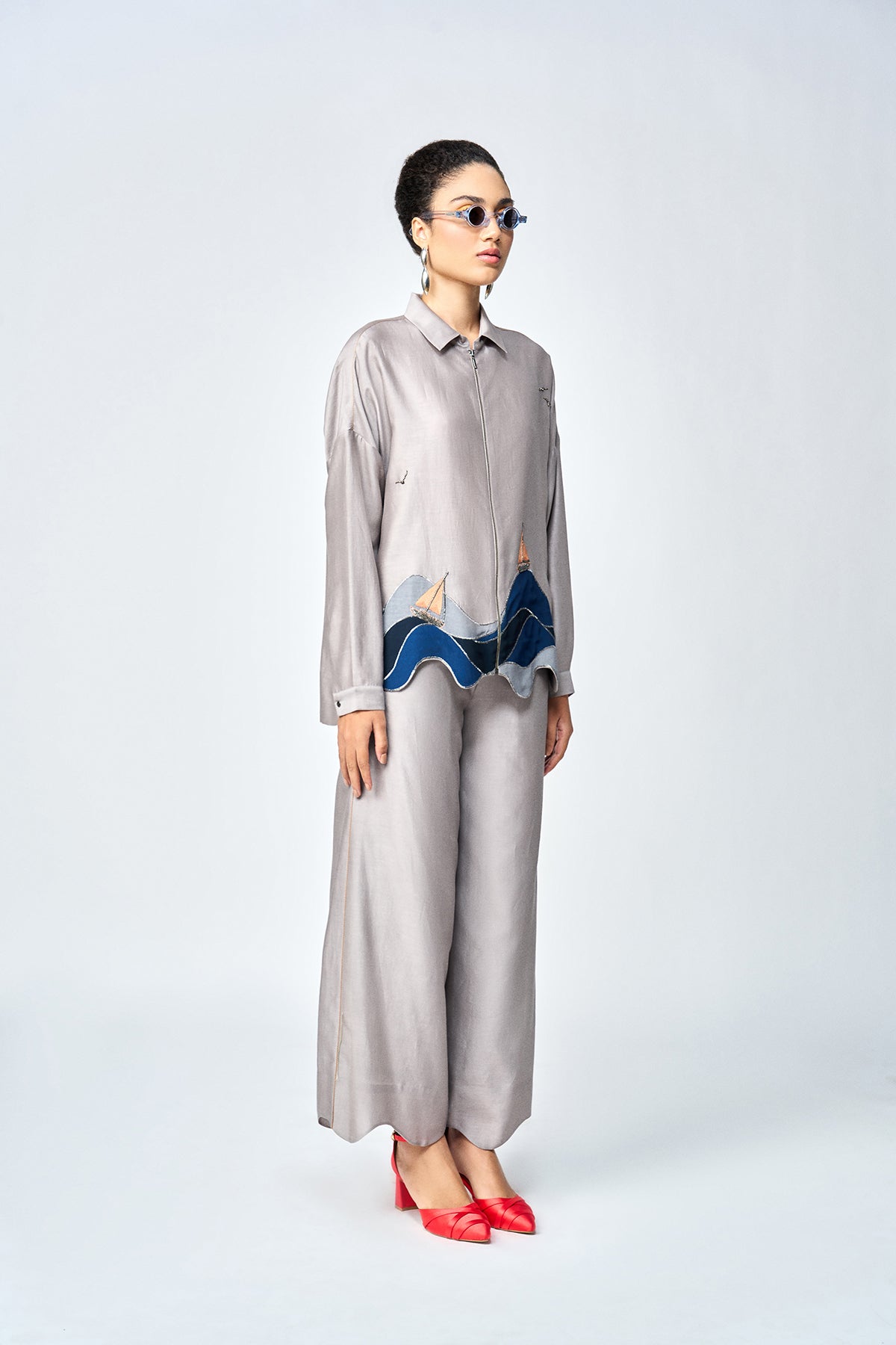 WAVES AND BOAT BOXY SHIRT WITH FLARED PANTS