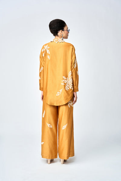 DELICATE LEAVES DROP SHOULDER ASYMETRIC SHIRT WITH FLARED PANTS