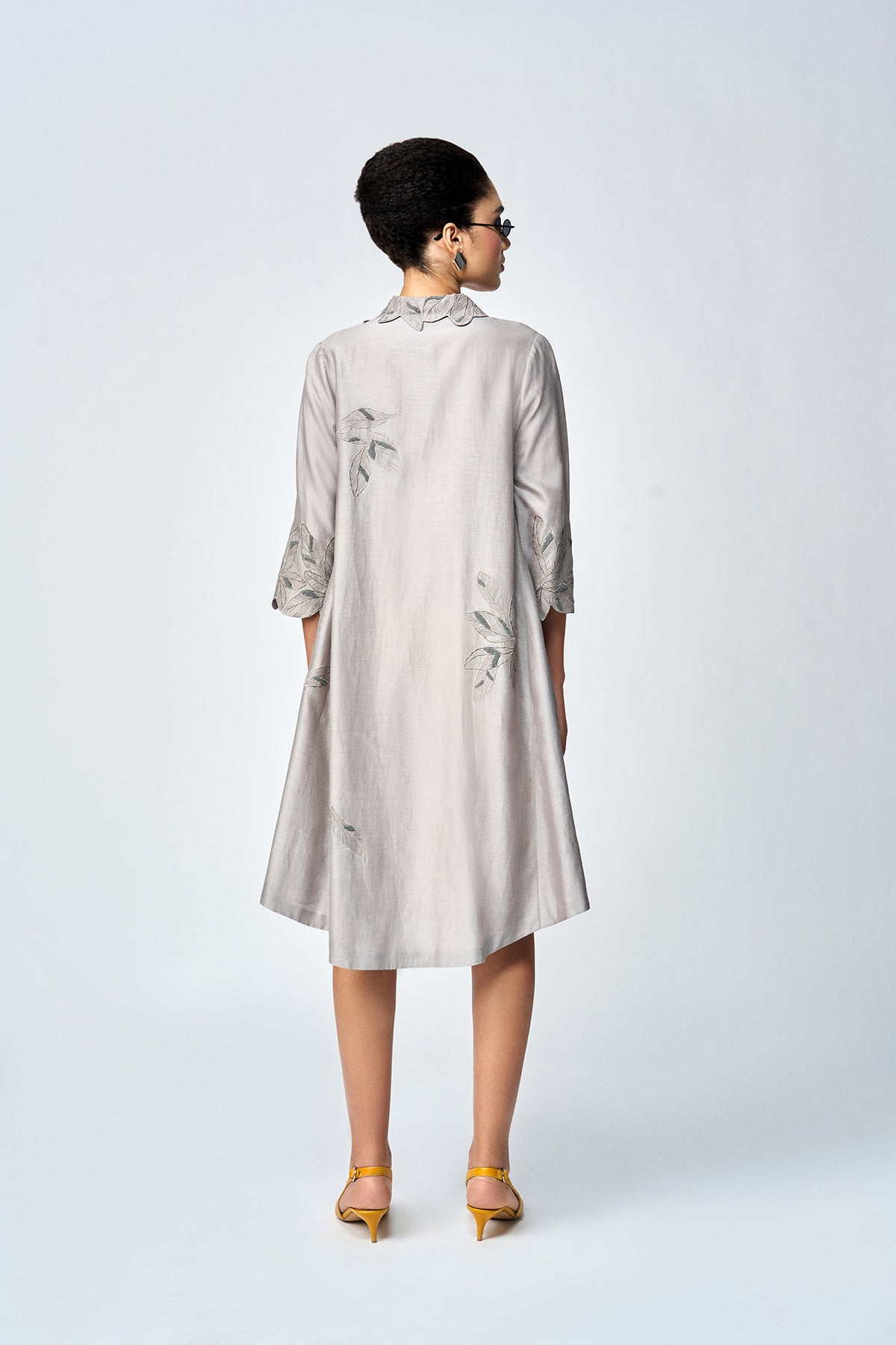 DELICATE LEAVES SIDE TRIANGLE SHIRT DRESS